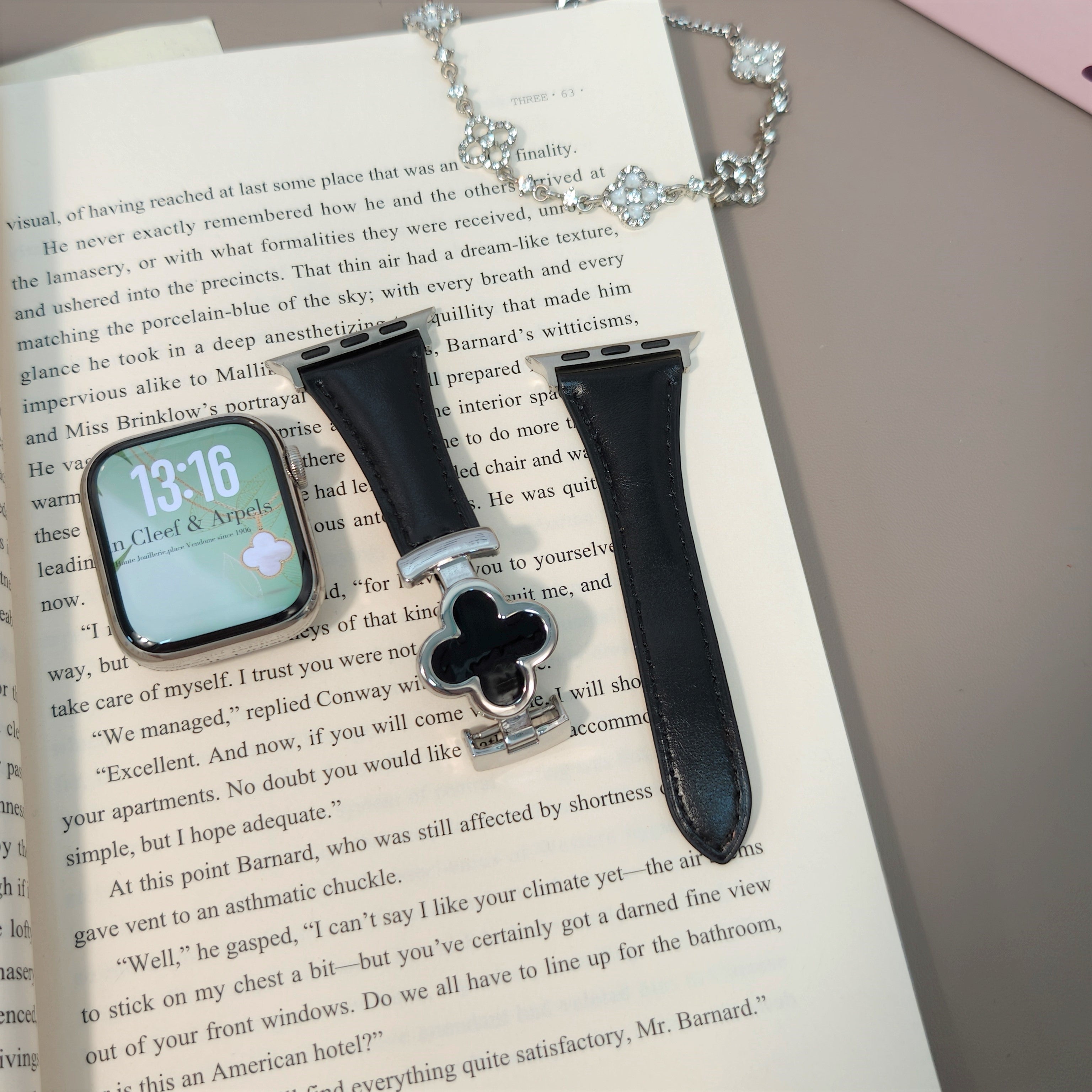 Bracelet Lisse Cuir de Veau avec Trèfle