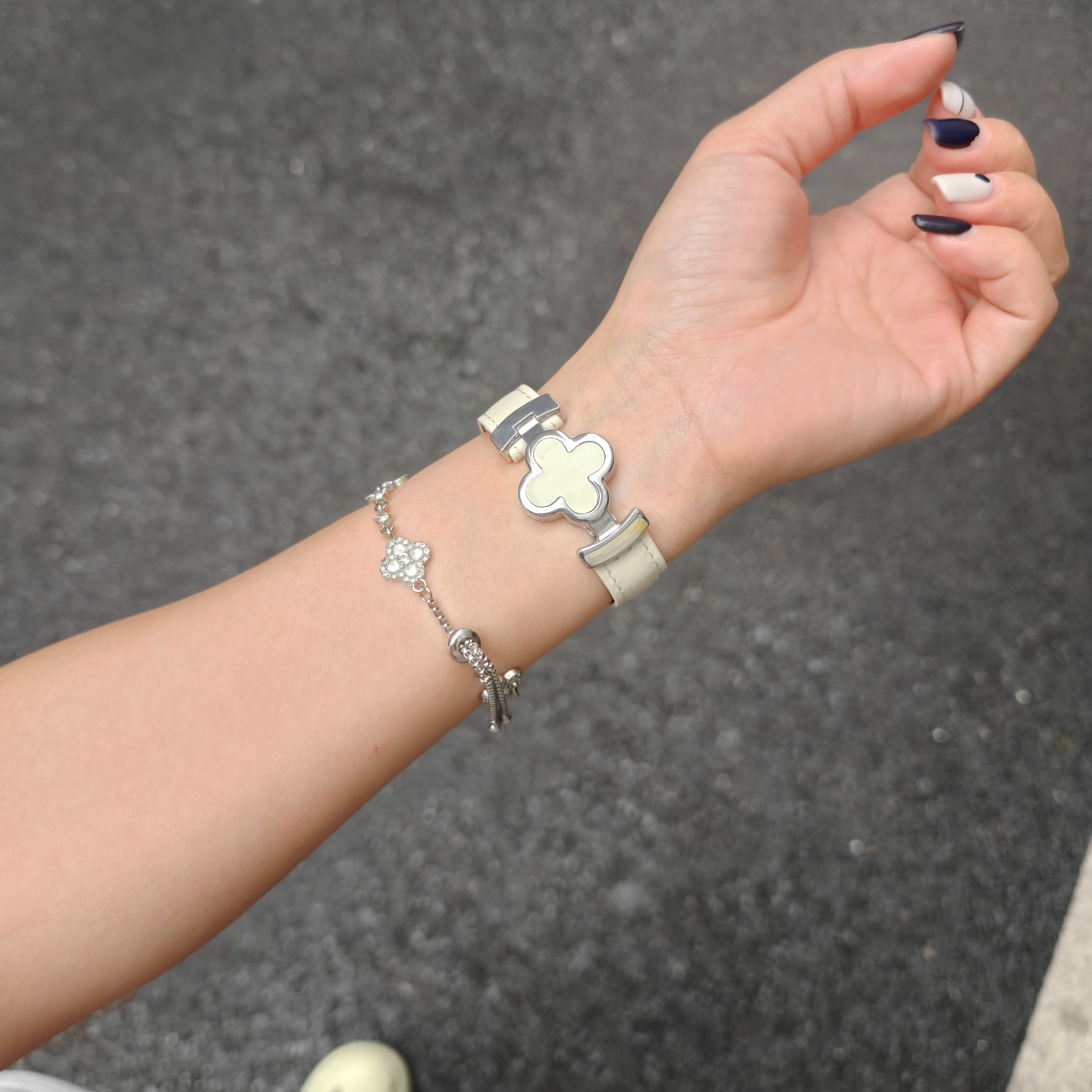 Bracelet Lisse Cuir de Veau avec Trèfle