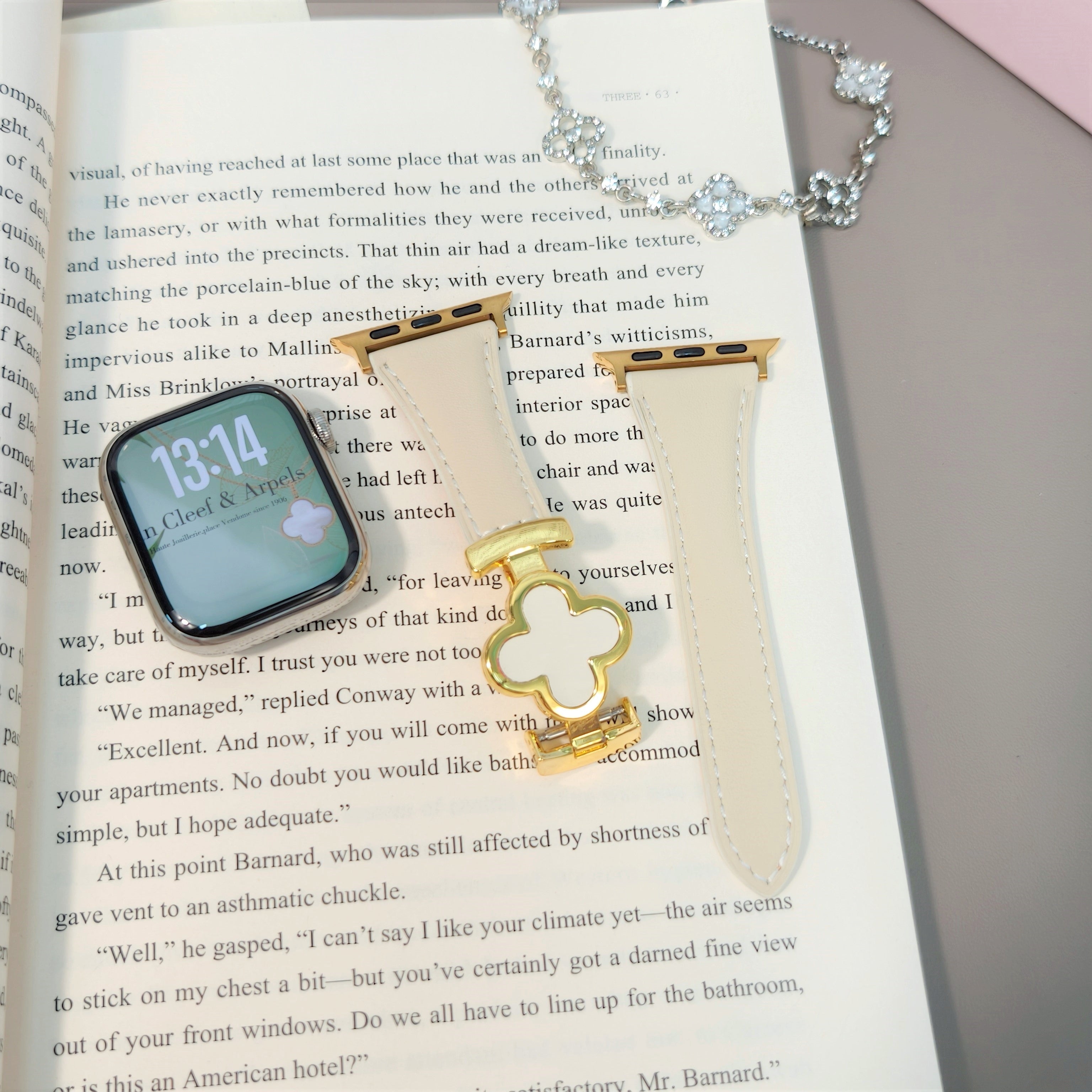 Bracelet Lisse Cuir de Veau avec Trèfle