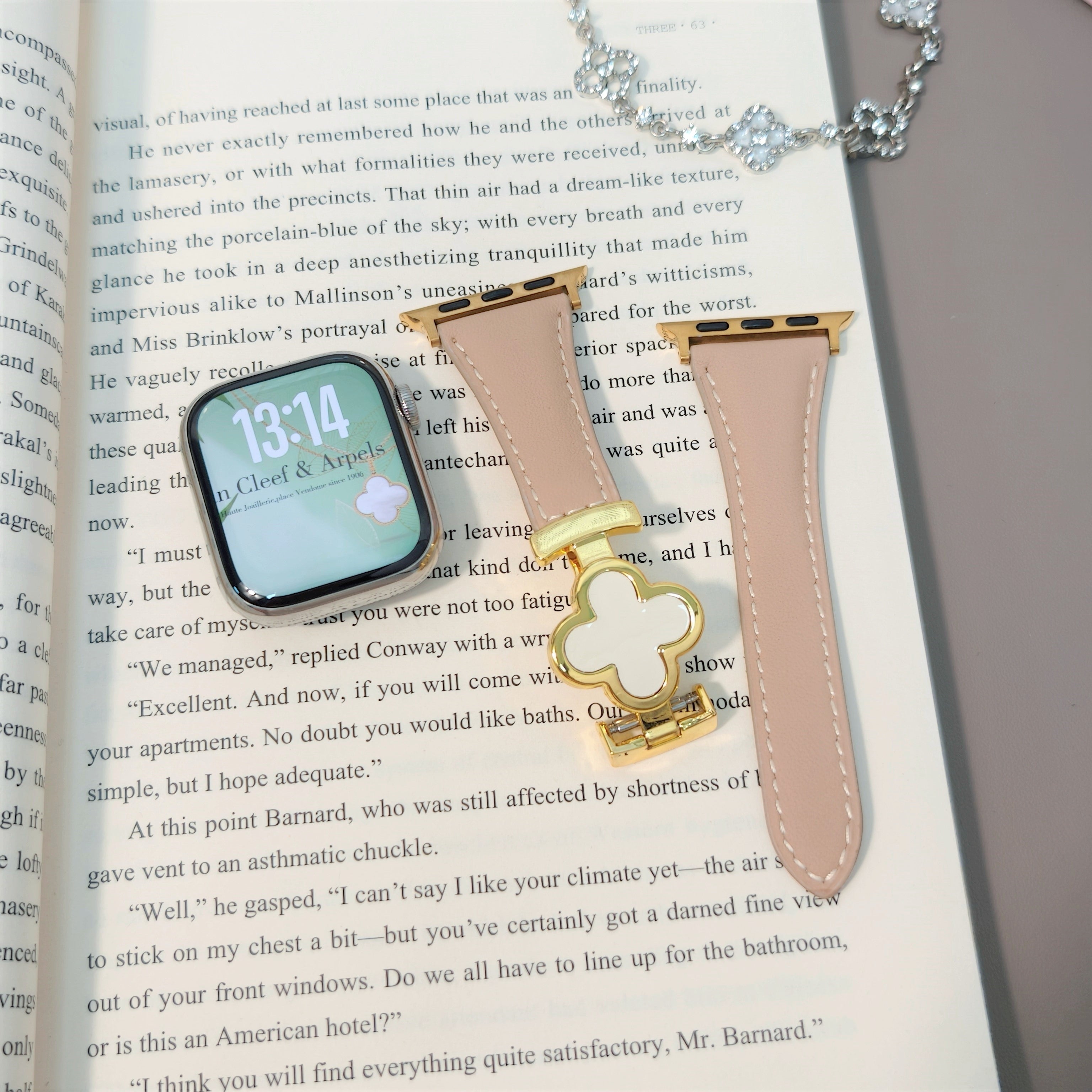 Bracelet Lisse Cuir de Veau avec Trèfle